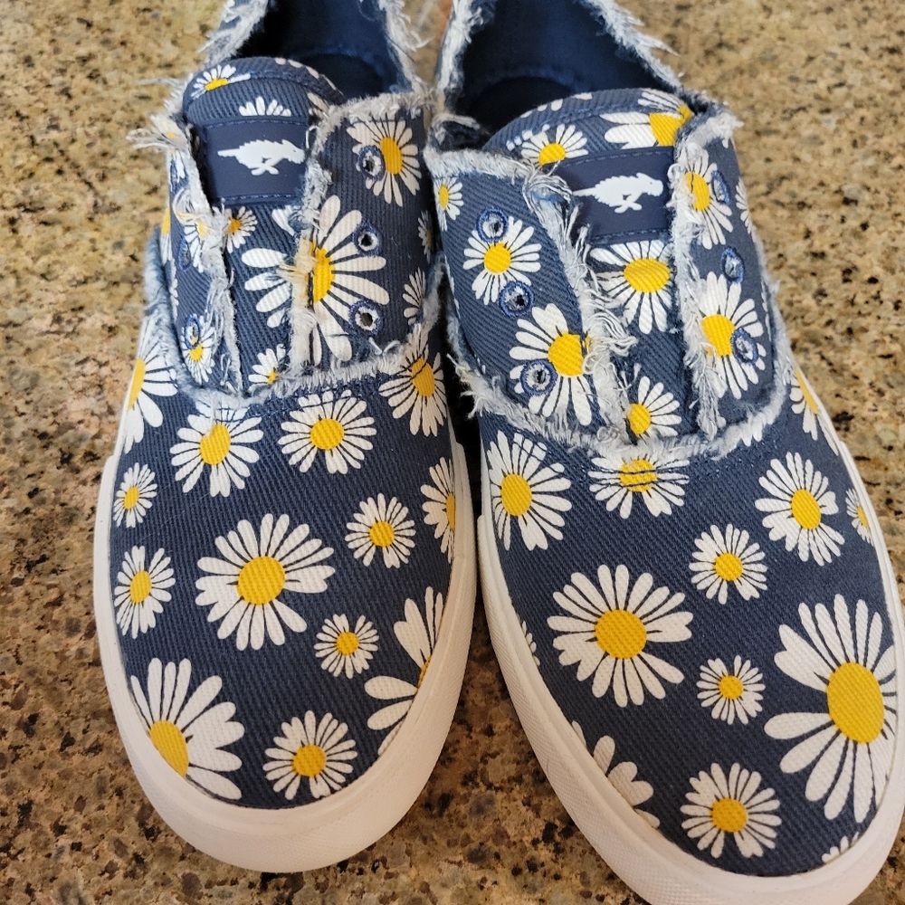 Womens shoes